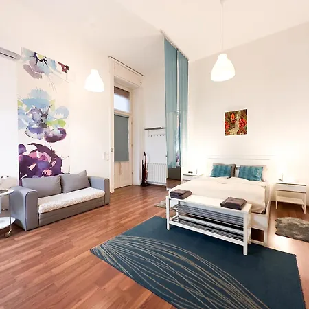 Apartment Charming - Flora's *