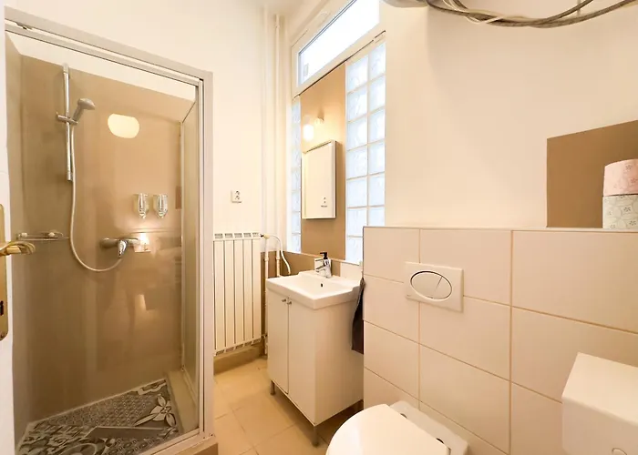Charming - Flora's Appartement Budapest